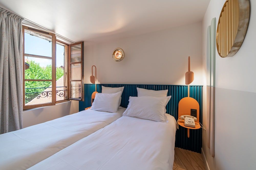 Premium Twin Room