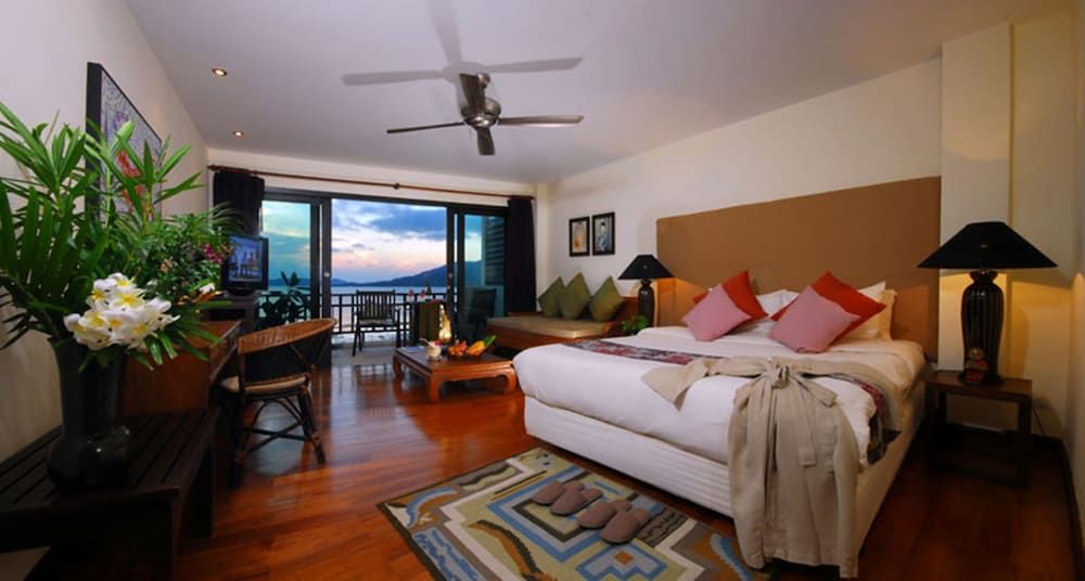 Cinnamon Beach Villas Deluxe Room, Sea View