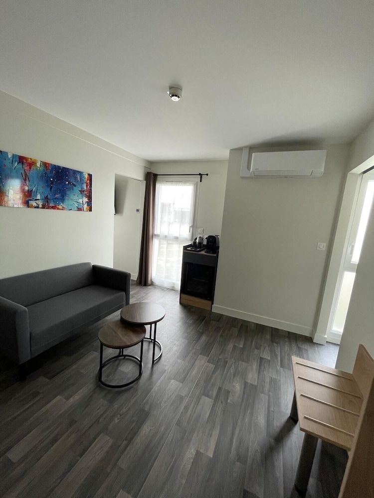 Hôtel Wood Inn Bordeaux Aeroport Premium Room, 1 Queen Bed 3