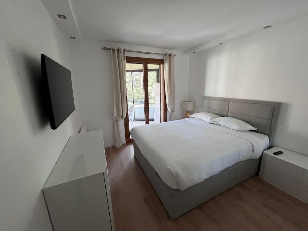 undefined Riviera Eden Palace 3