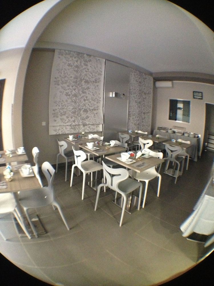 undefined Riviera Eden Palace 10