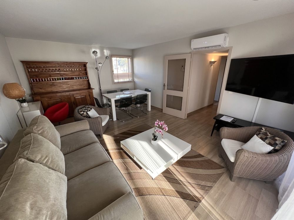 Riviera Eden Palace Standard Apartment, 2 Bedrooms 4