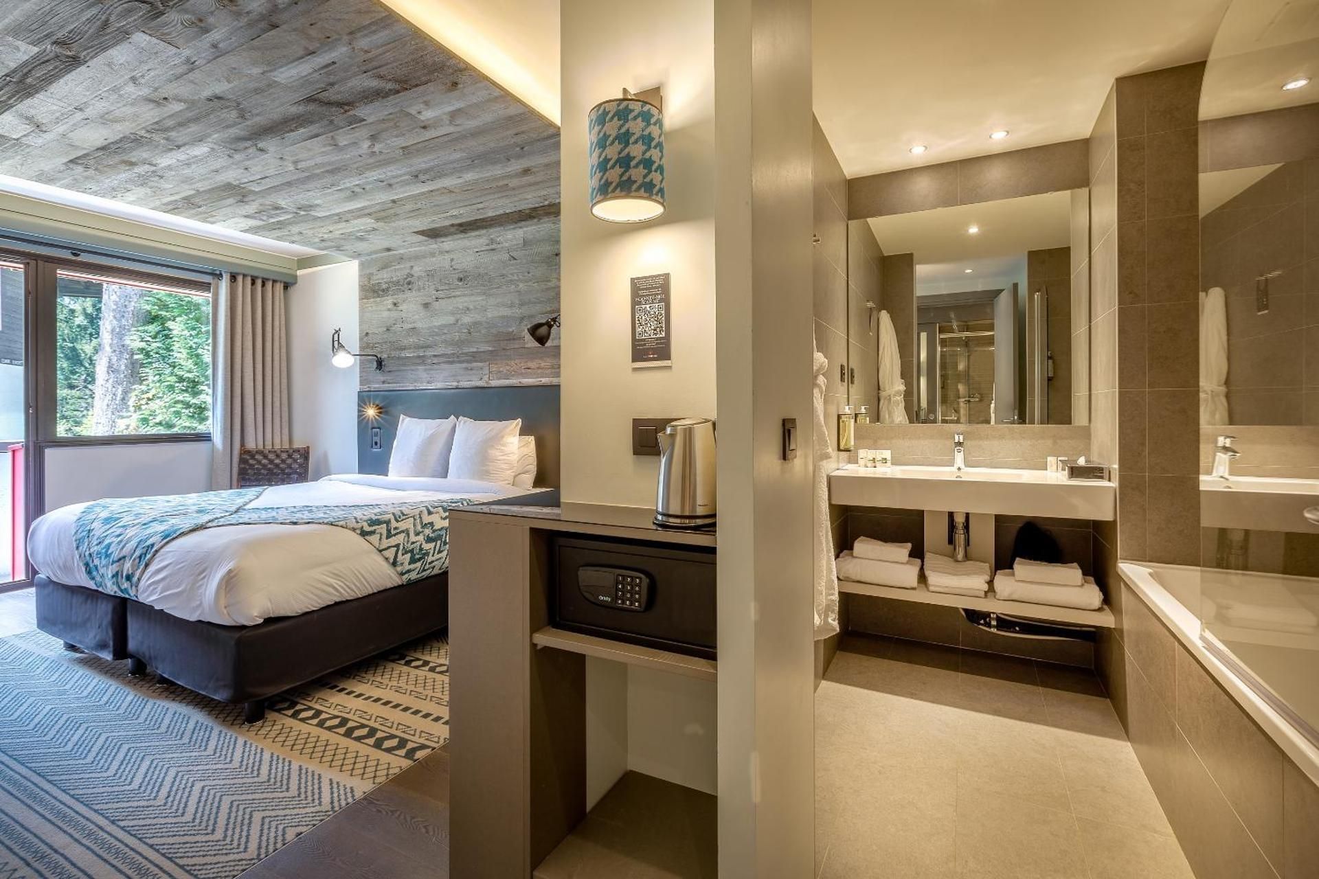 Suite - 6 People