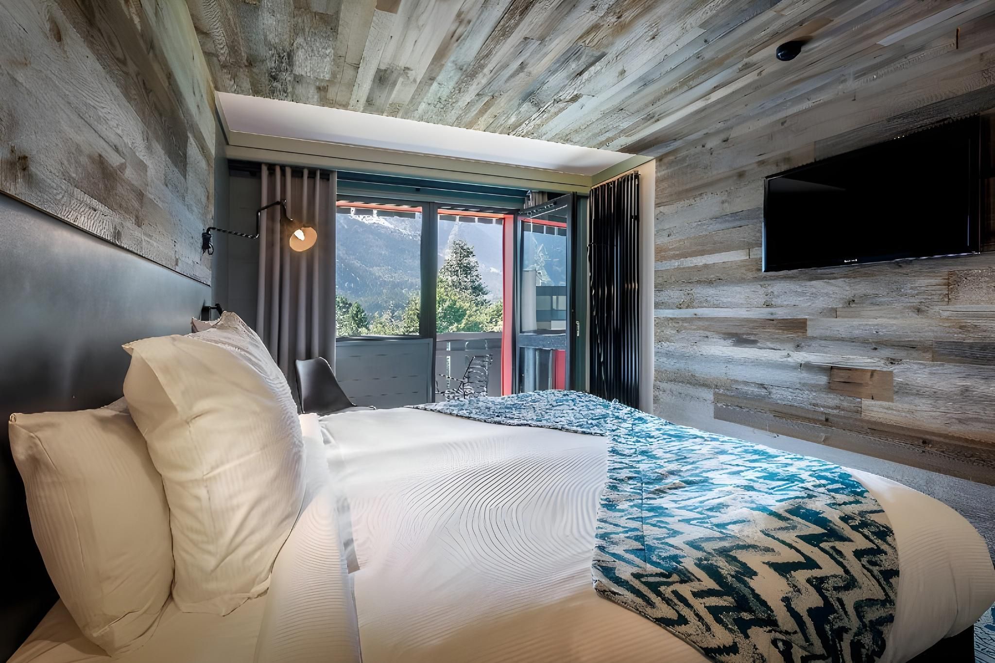 Superior Double Room With Mont Blanc View