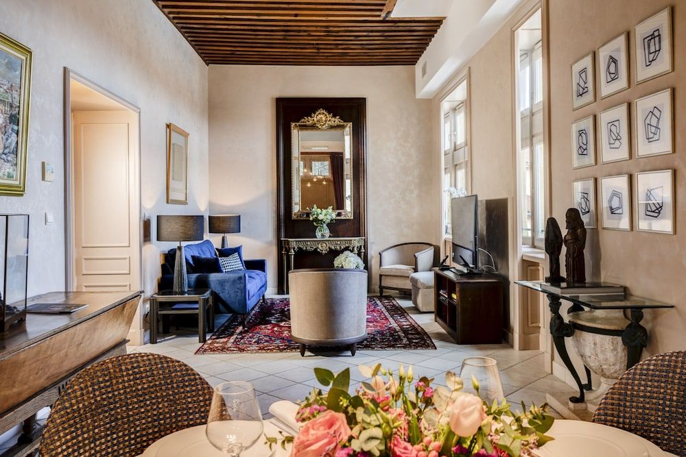 Villa Florentine Luxury Apartment 5