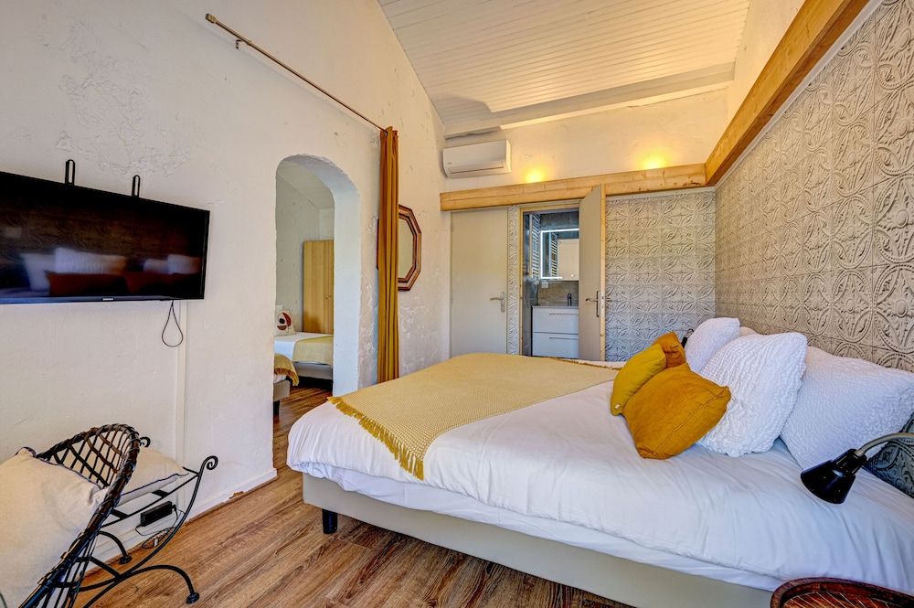 Hôtel Le Provence Family Suite, 2 Bedrooms 5