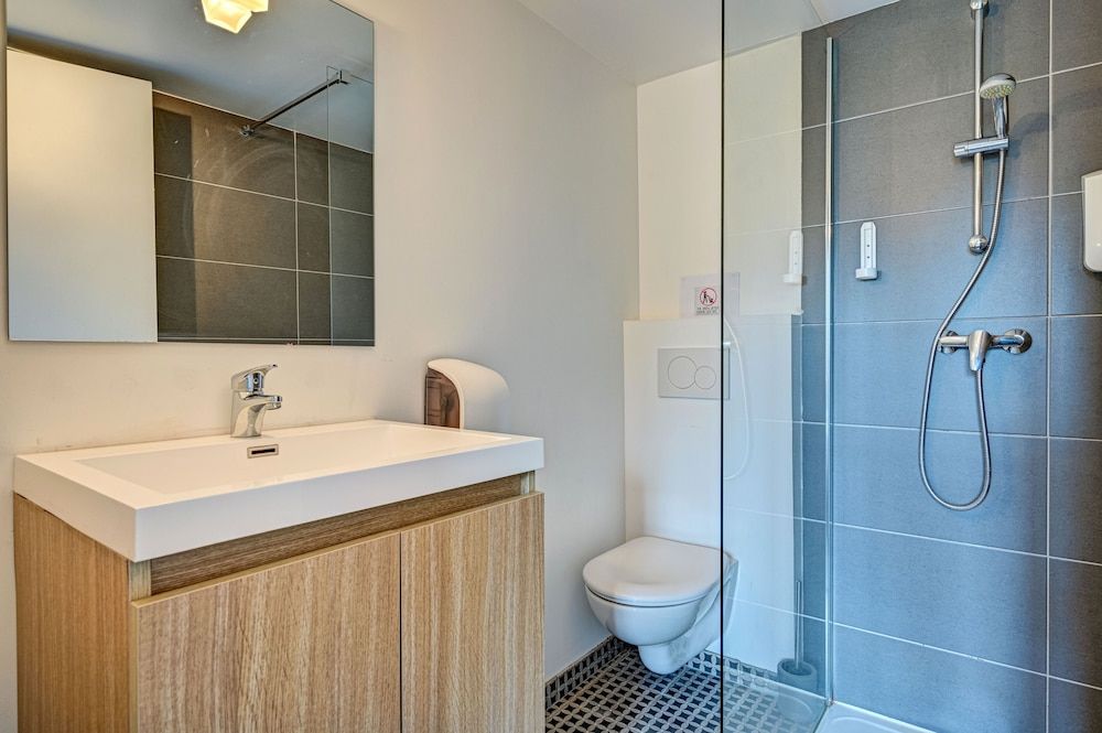 Hôtel Le Provence Small Double Room 5