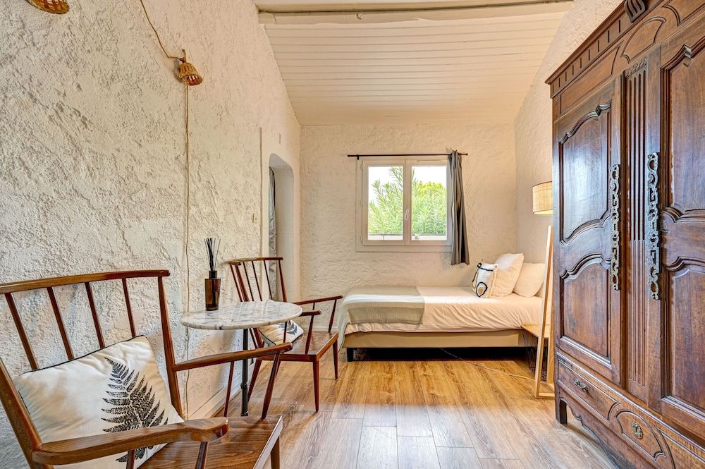 Hôtel Le Provence Family Suite, 2 Bedrooms 11