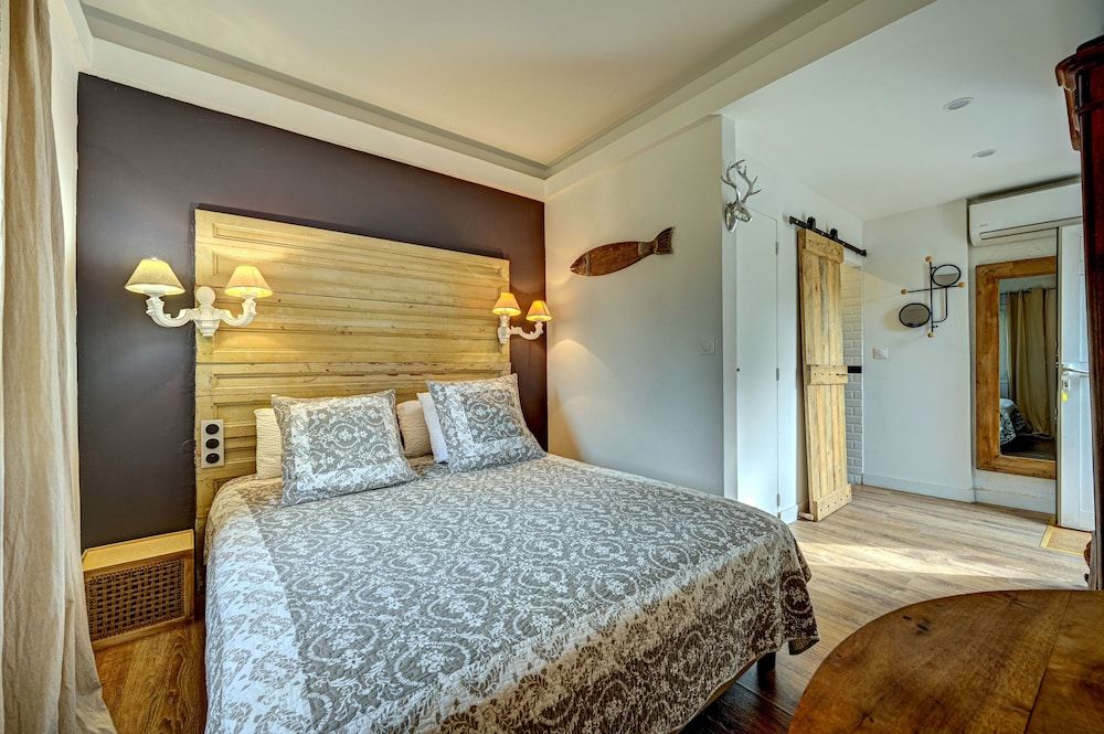 Hôtel Le Provence Comfort Room 2