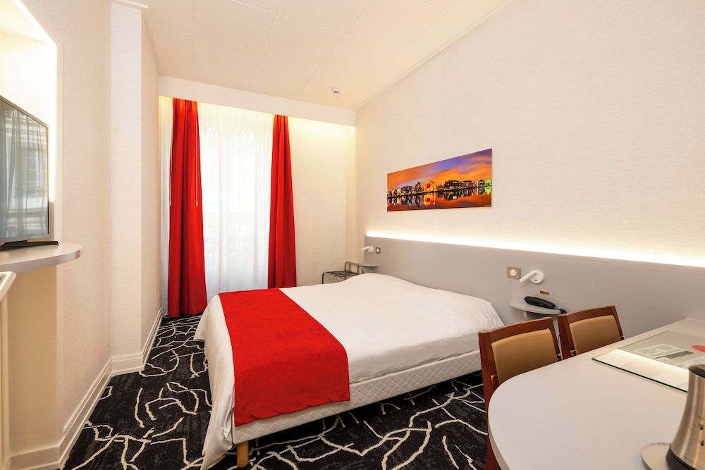 Hôtel La Résidence Lyon Double or Twin Room 12
