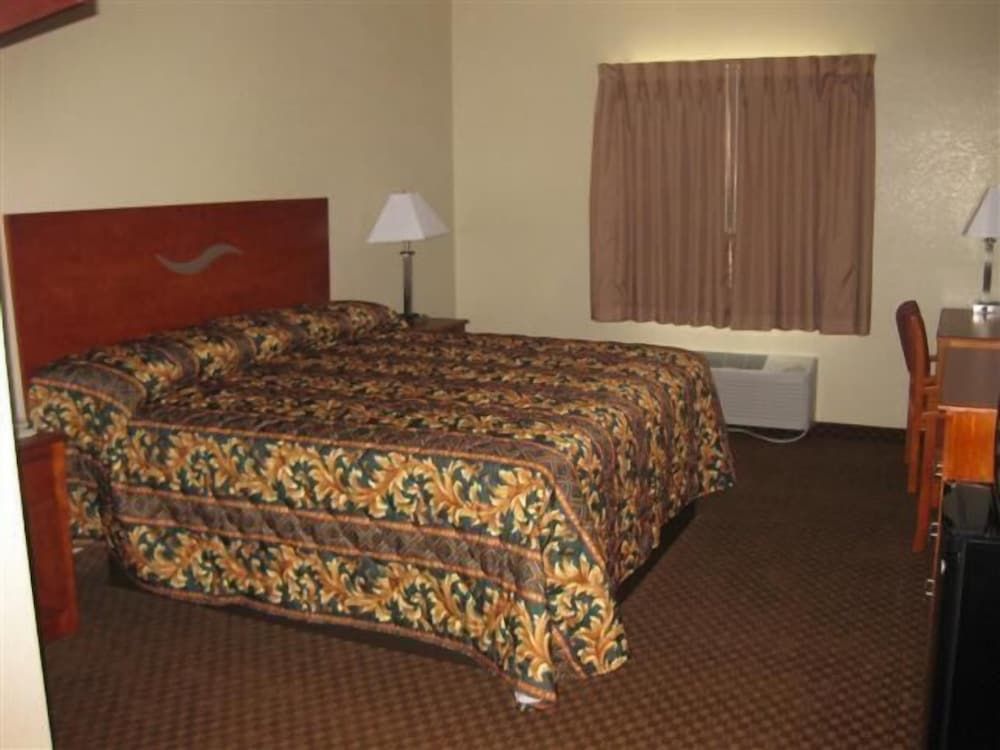 Heritage Inn Picayune Single Room 7