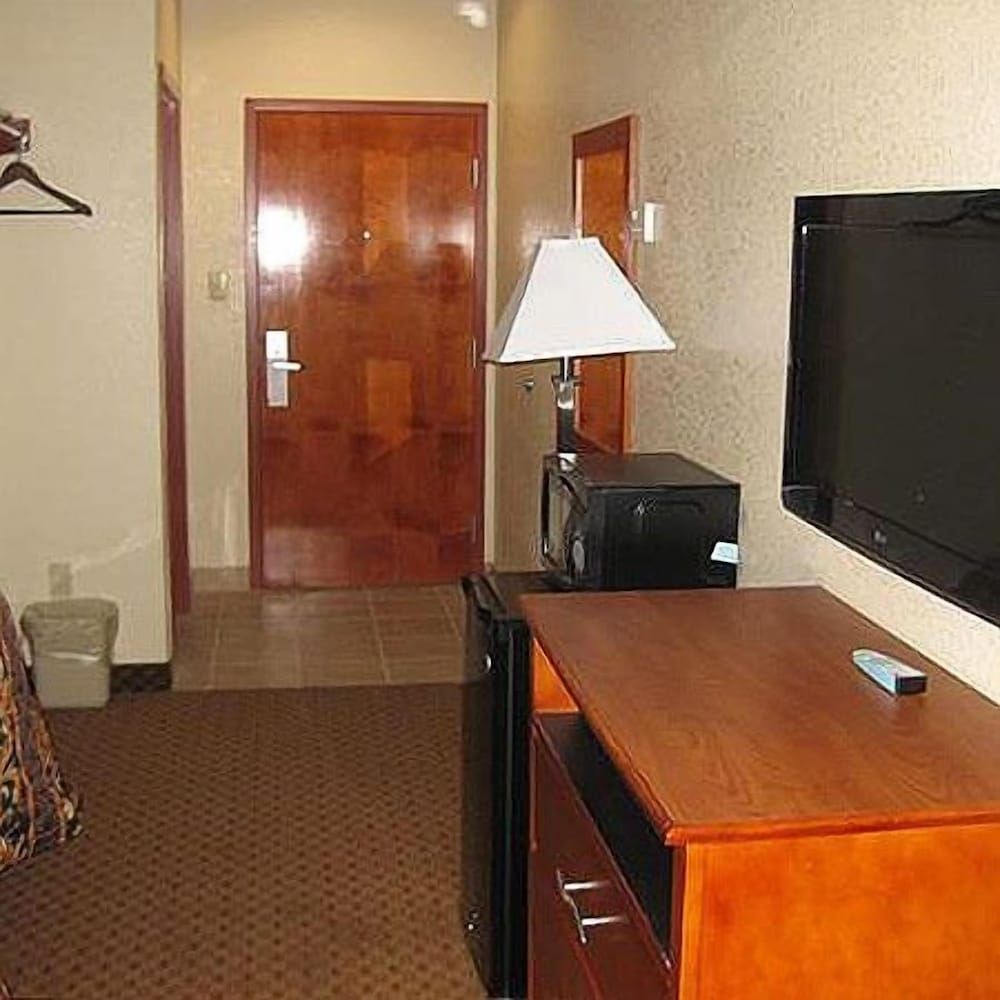 Heritage Inn Picayune Double Room 4