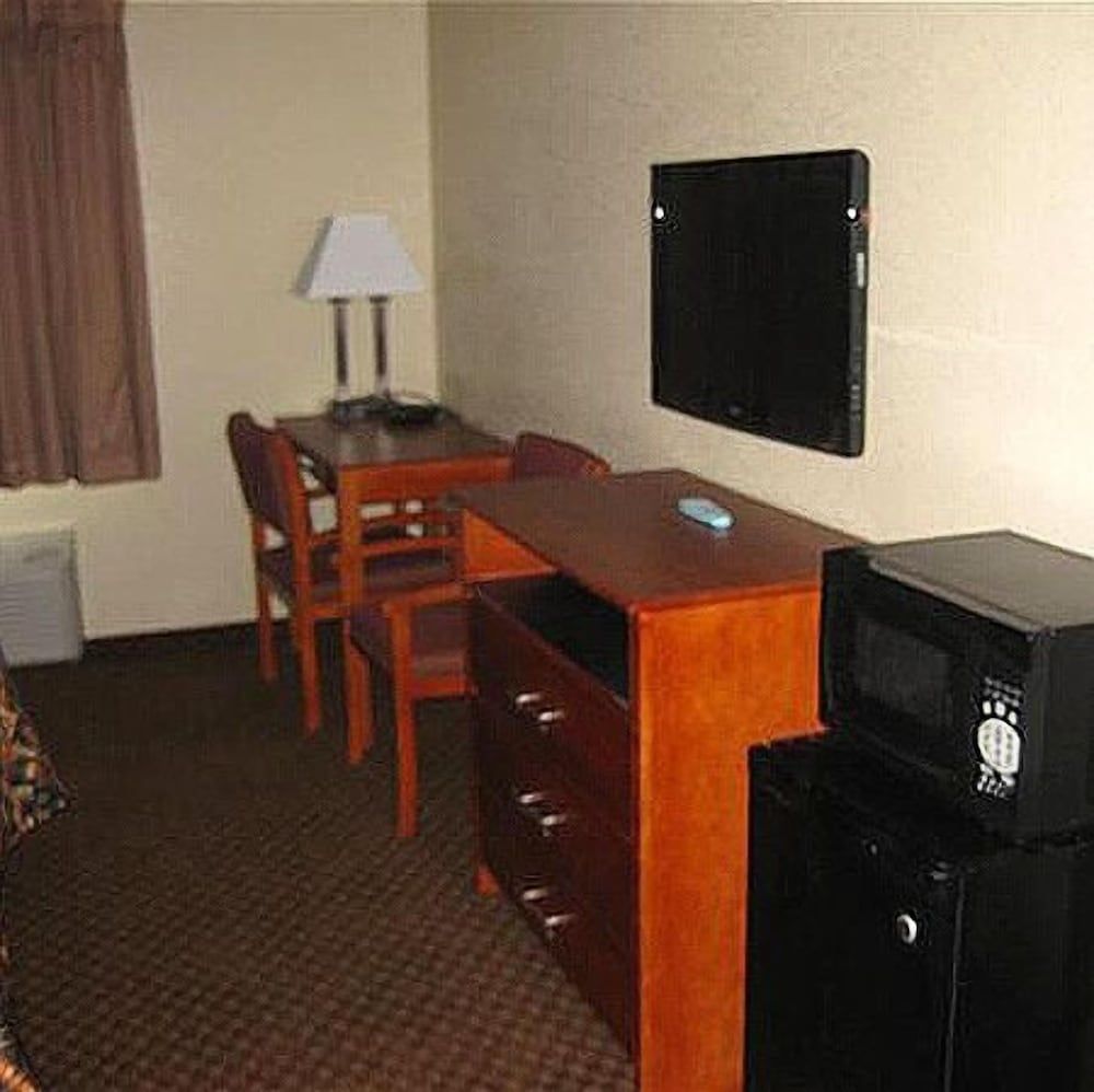 Heritage Inn Picayune Single Room 9