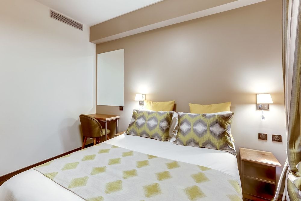 Hotel Opéra Maintenon Comfort Double Room, 1 Double Bed, Accessible, Ground Floor