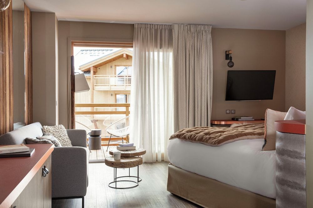 Prestige Room