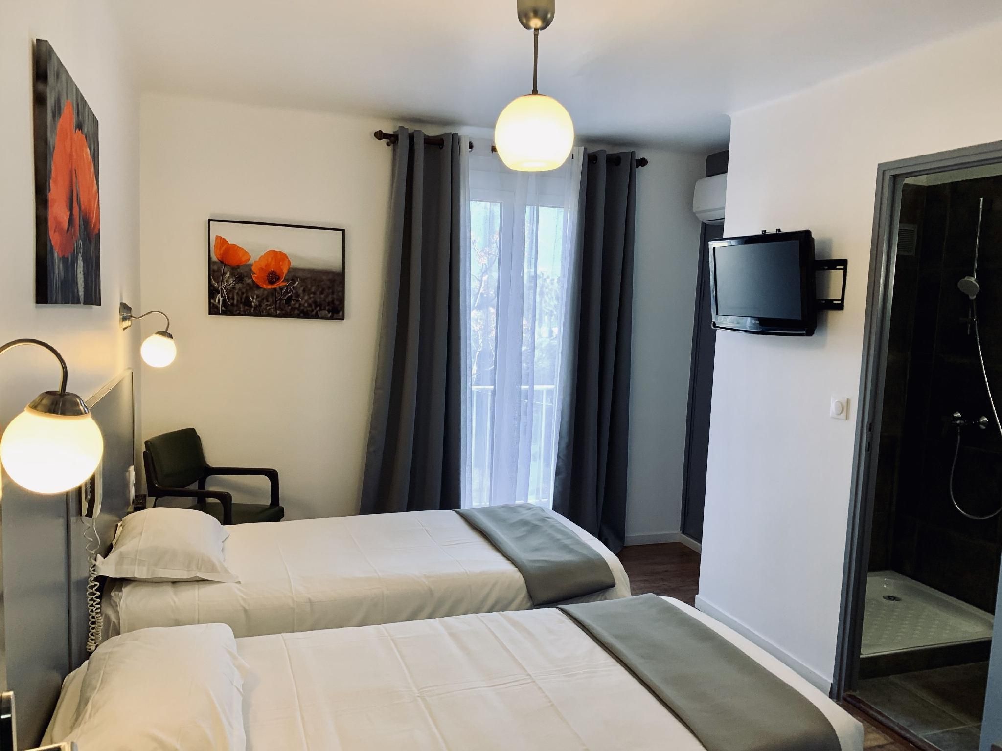 Comfort Twin Room