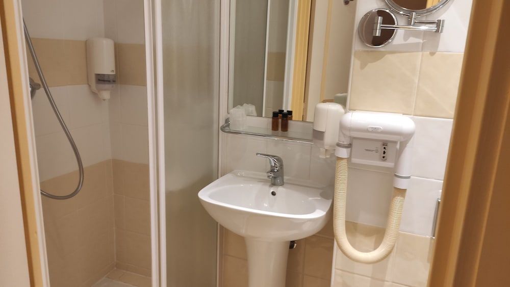 Résidence Share Inn Single Room 3