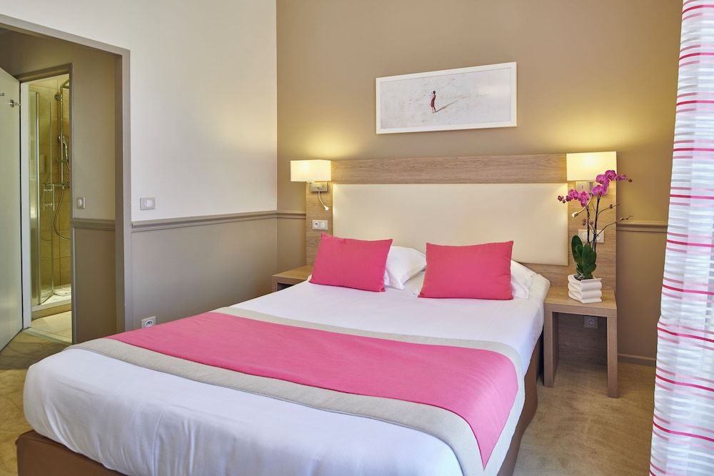 Comfort Double Room, City View