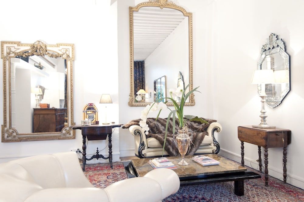 undefined MHL - Maison Hotel Lyon 3