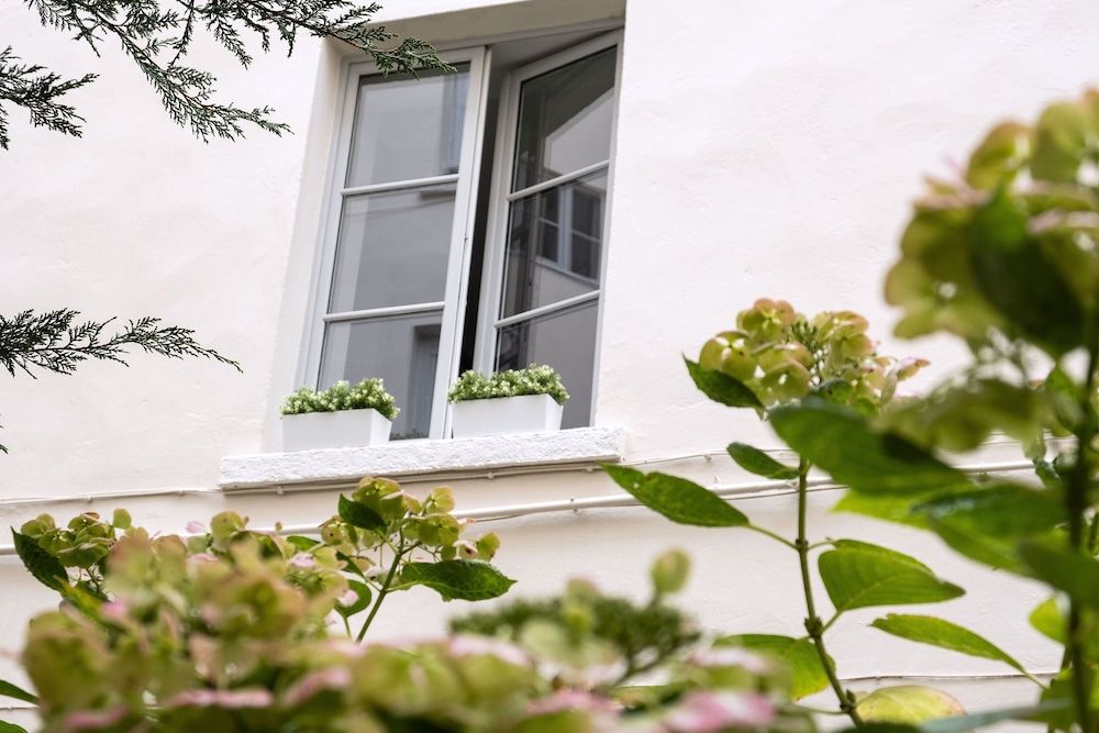 undefined MHL - Maison Hotel Lyon 9