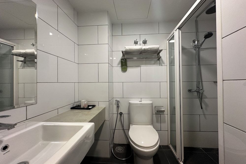 OYO Townhouse, Selayang formerly RHR Hotel Deluxe Double Room 8