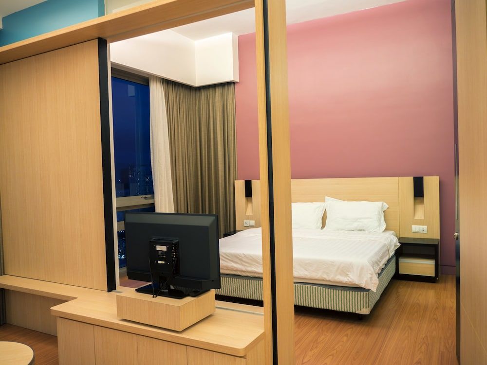 Wallace P Staycation Deluxe Room 5