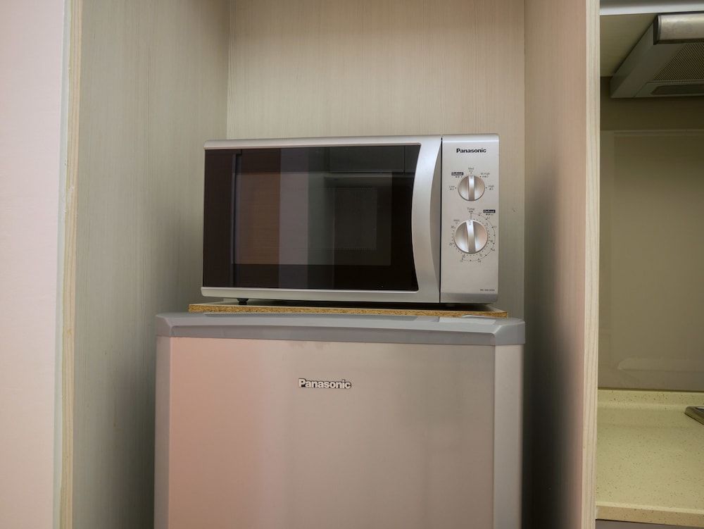 Wallace P Staycation Deluxe Room 11