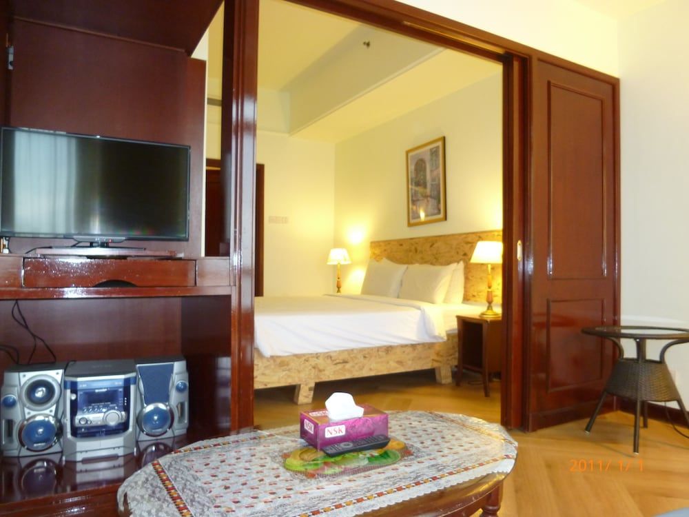 undefined Go Daily service 10