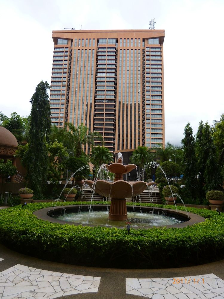 undefined Go Daily service 7