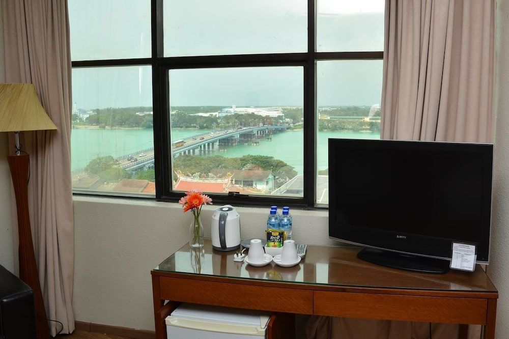 Muarar 99 Hotel Family Room 4