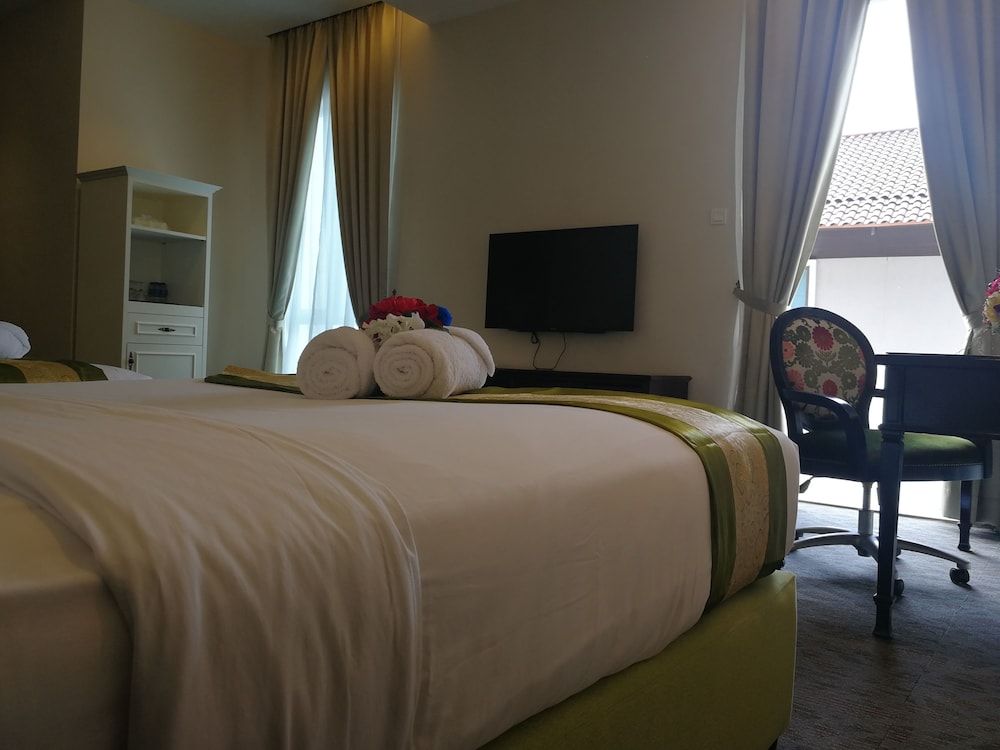 Casa Bianca Family Room, 2 Queen Beds, Balcony, Garden View 2