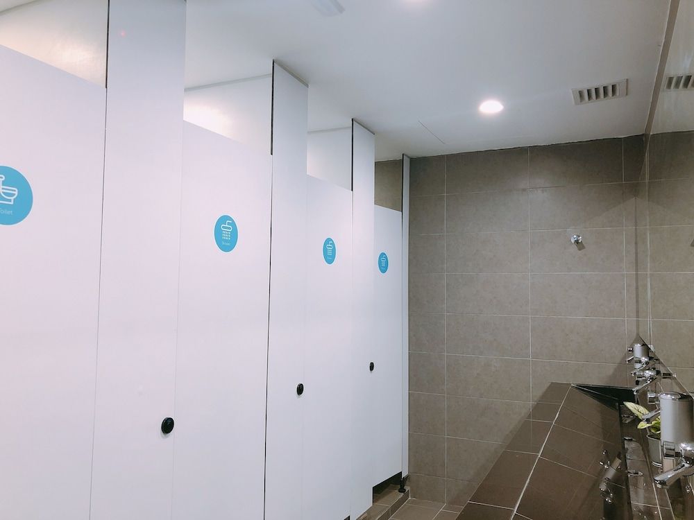 iO Hotel 2 Capsules 7