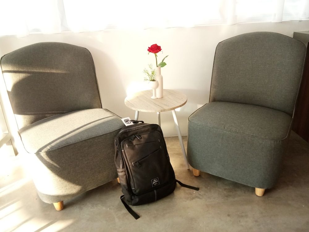 undefined iO Hotel 10