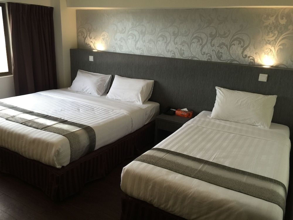 Check Inn Hotel Tawau Executive Family Room (Sea View) 2