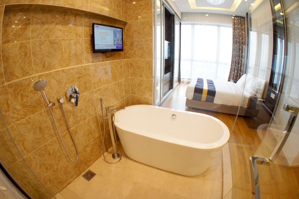 Dorsett Residences Bukit Bintang - De Space Deluxe Studio Suite, 1 Bedroom, Balcony, City View 11