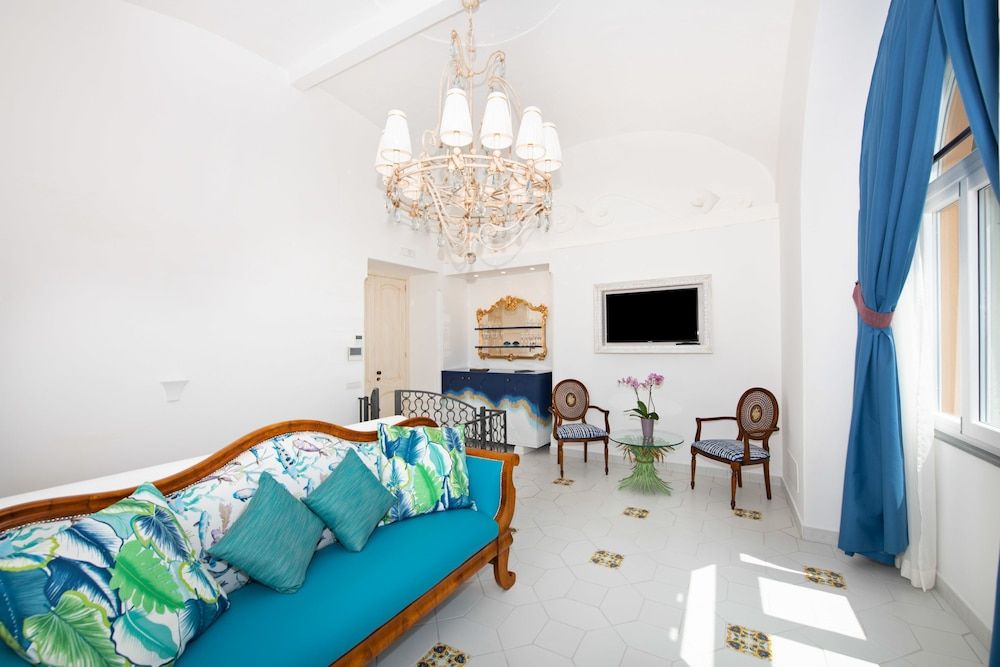 Hotel Eden Roc Family Suite, 4 Bedrooms, Annex Building, outside the main hotel 20