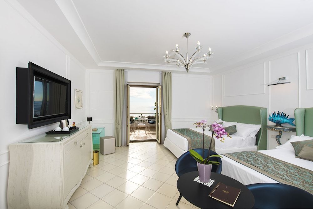 undefined Hotel Eden Roc