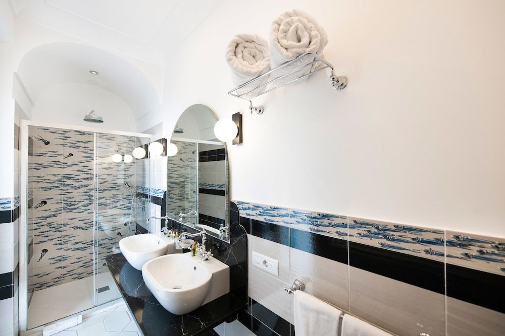 Hotel Eden Roc Family Suite, 4 Bedrooms, Annex Building, outside the main hotel 13