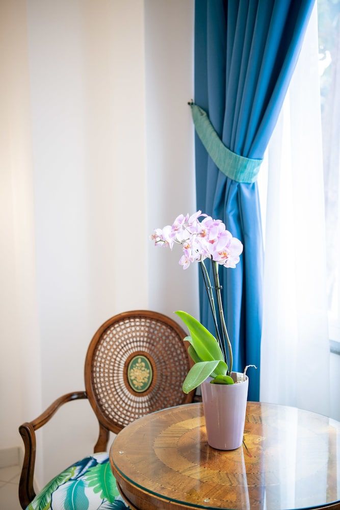 Hotel Eden Roc Family Suite, 4 Bedrooms, Annex Building, outside the main hotel 22