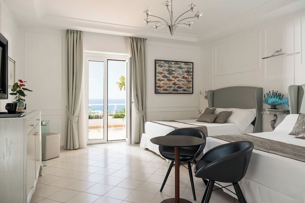 undefined Hotel Eden Roc 3