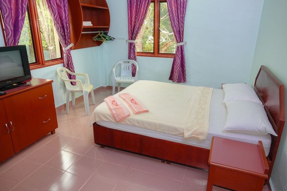 The Room Concept Homestay Standard Double Room, 1 Queen Bed 2