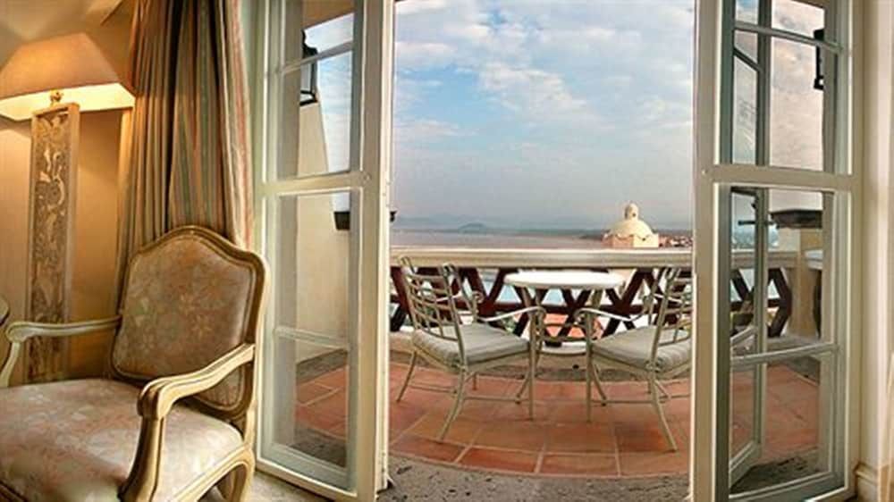 Grand Isla Navidad Golf & Spa Resort with Marina Grand Deluxe Kids Free 11