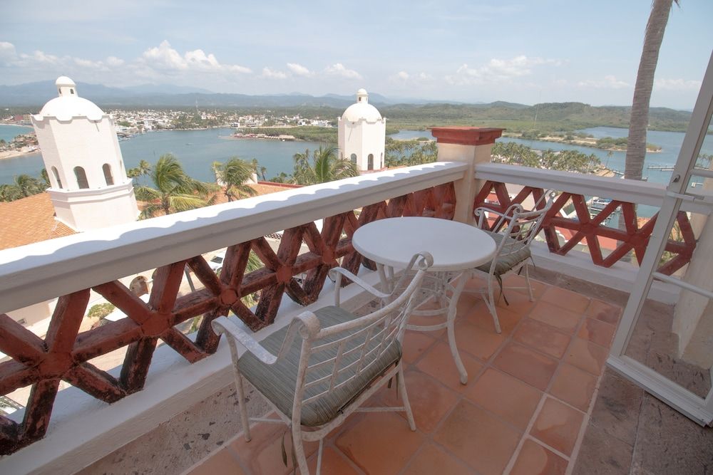 Grand Isla Navidad Golf & Spa Resort with Marina Grand Deluxe Kids Free 10