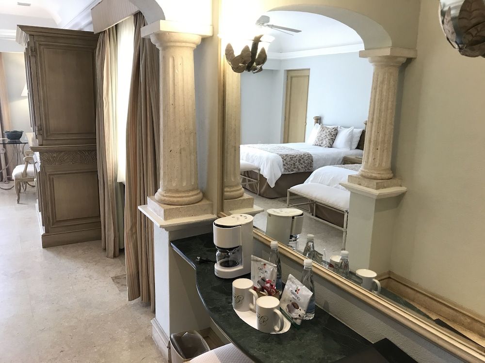 Grand Isla Navidad Golf & Spa Resort with Marina Grand Deluxe Kids Free 20