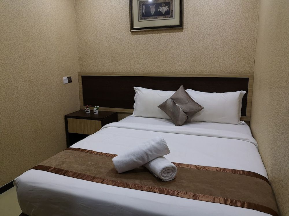 Hotel Grand Palace Ampang Standard Room, 1 Queen Bed, No Windows