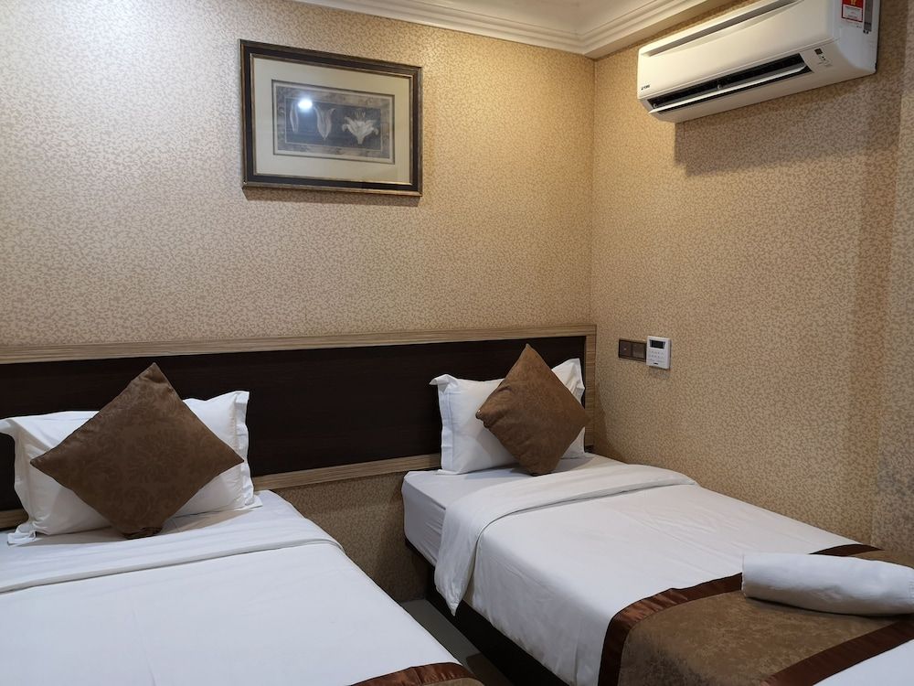 Hotel Grand Palace Ampang Standard Twin Room, No Windows