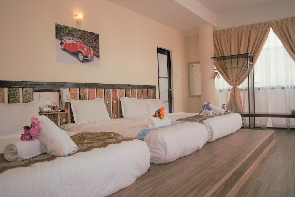 undefined S8 Boutique Hotel 8