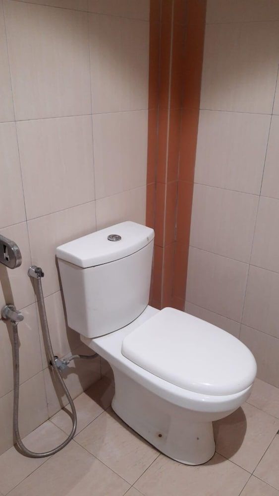 undefined Baron Waterfront Hotel 5