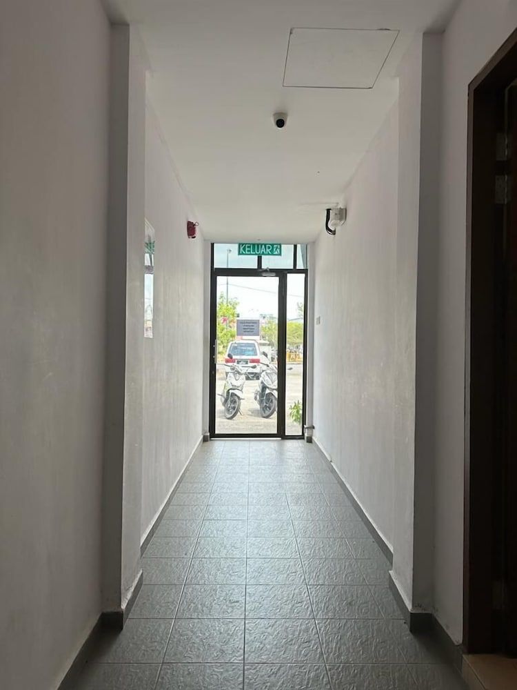 undefined Baron Waterfront Hotel 8