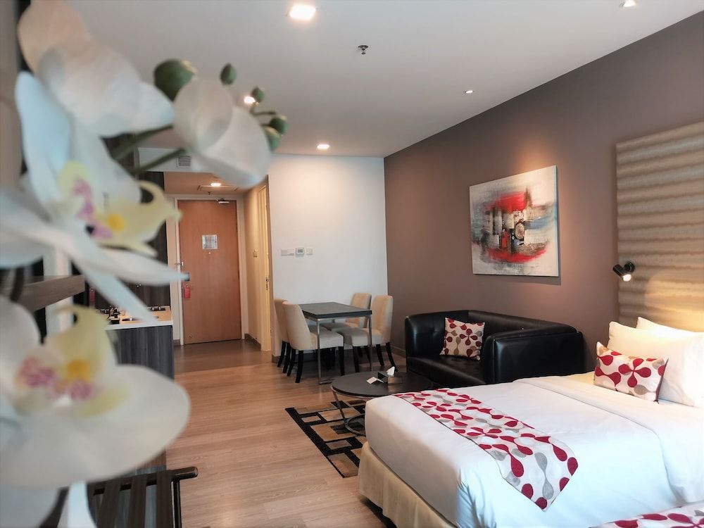 Ramada Suites by Wyndham Kuala Lumpur City Centre Executive Studio Suite, 1 Twin Bed, Non Smoking 4